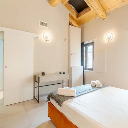 Guesthost - Porta Nuova! Andrea Doria Elegant Turim